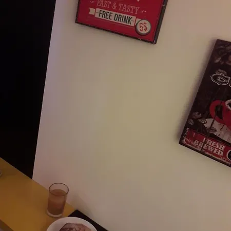 Alexander نابولي